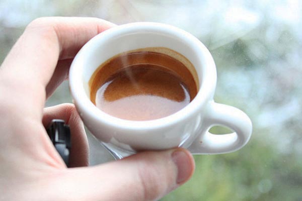 Salute, una tazza di caffè può diminuire il dolore